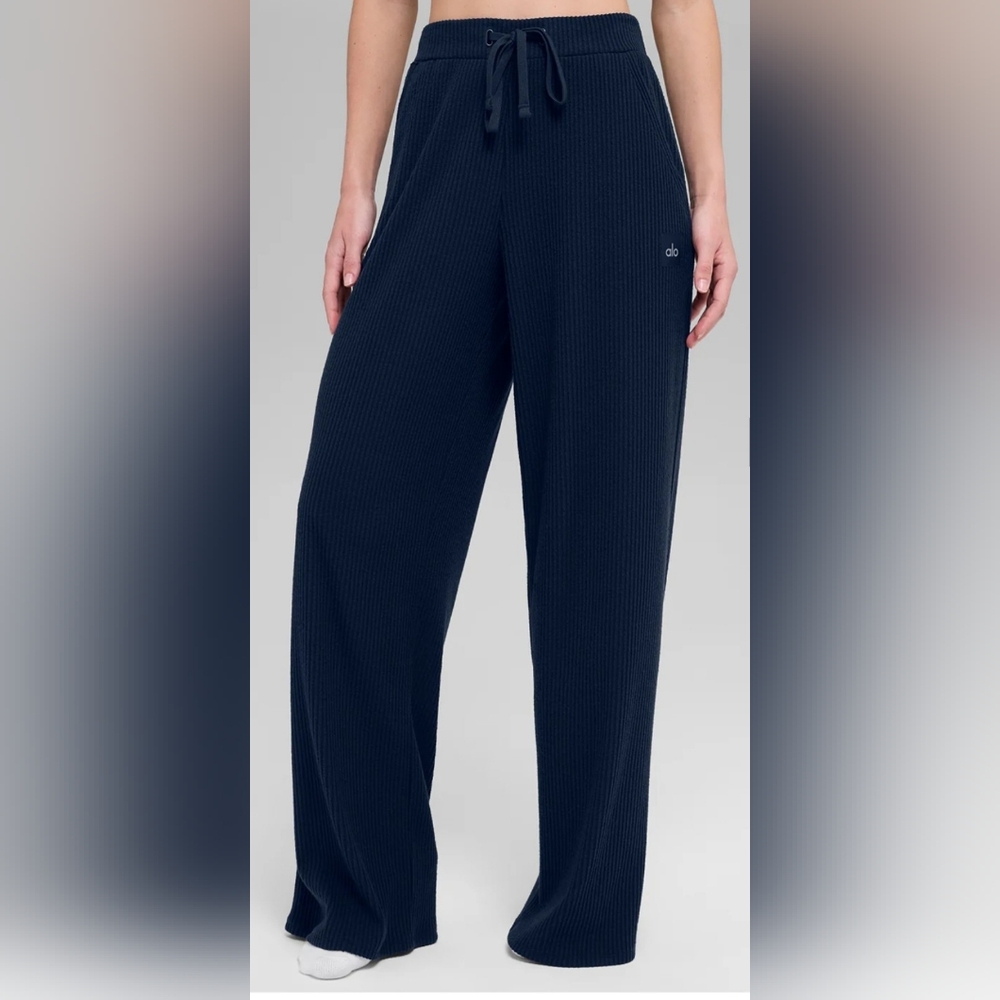 ALO Yoga Dark Blue Wide-Leg Muse Pants
